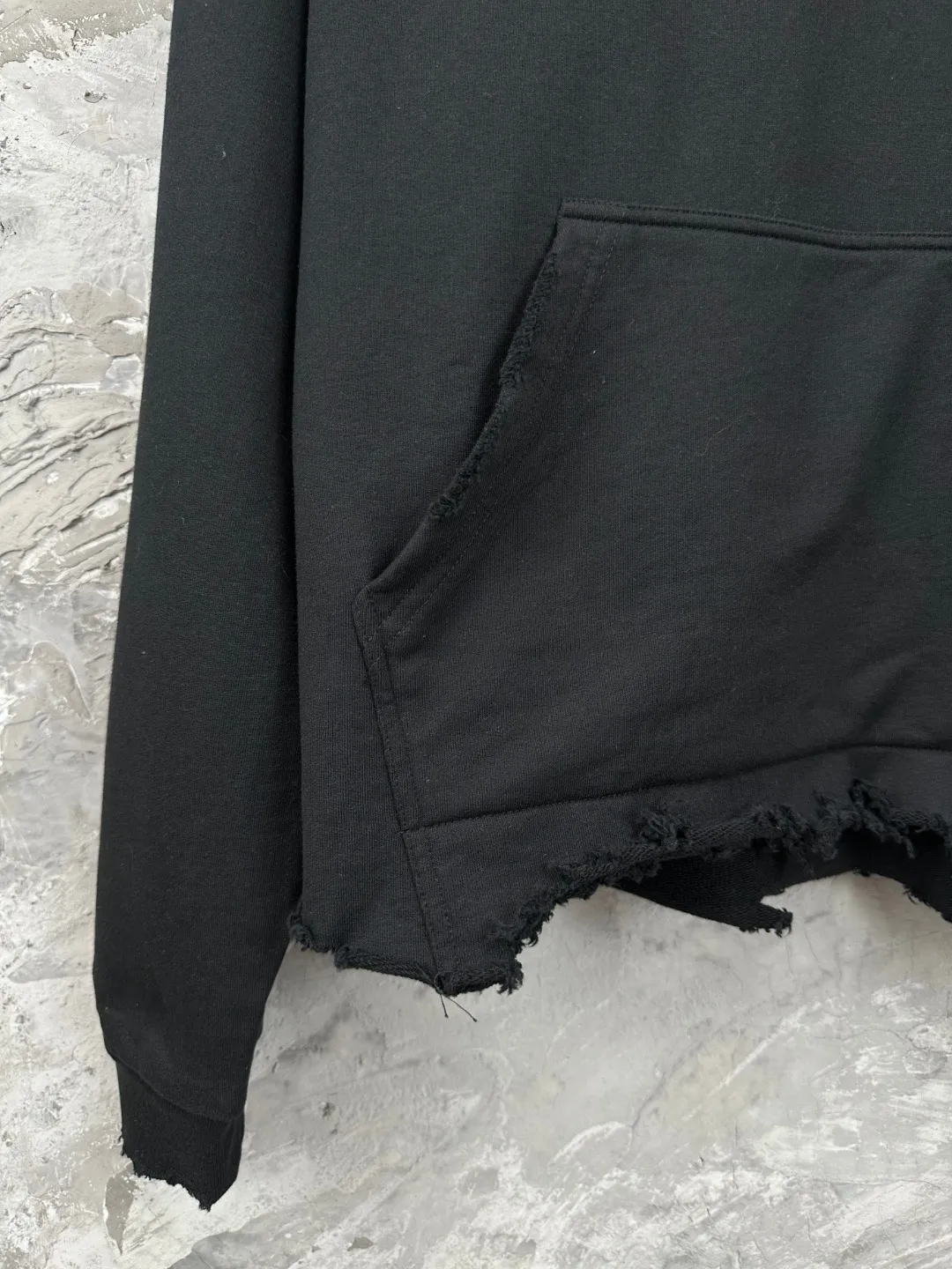 BALENCI*GA Classic . . . . . . . 460g . Same Style -Color：Black -SIZE：Xs S M L 8989#